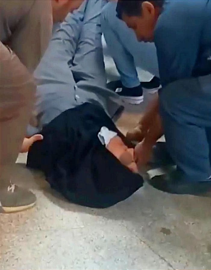 وزیر بهداشت: شواهد محکمی از مسمومیت دانش‌آموزان نداریم، برای همین نامش را بدحالی می‌گذاریم