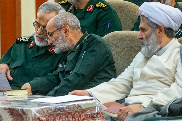 Exclusive: IRGC Interrogators Receiving Hefty Bribes