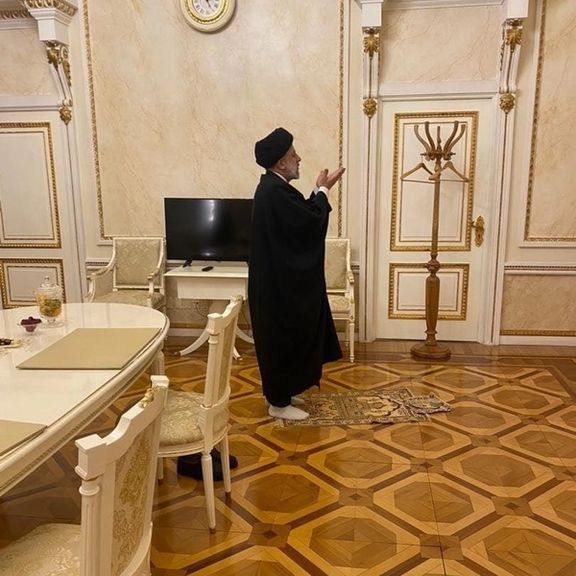 دفاع هماهنگ امامان جمعه از نماز رئیسی در کرملین؛ نشان داد به شرق وابسته نیستیم