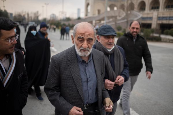 Khamenei daily opposes US talks, labels advocates 'naive or insane'