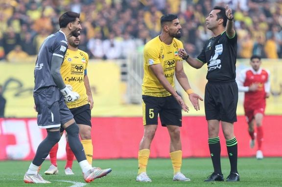 پس از شکایت قرمزها از میزبان؛ سپاهان از پرسپولیس و ناظر بازی با هم شکایت کرد