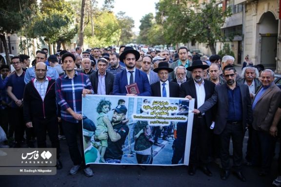 Iran Pressures Jewish Minority To Sever Ties With Relatives In Israel
