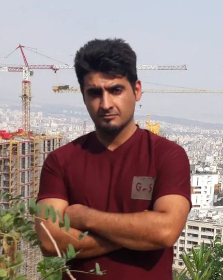 یک شهروند معترض به اعدام با شلیک ماموران مقابل زندان دزفول کشته شد