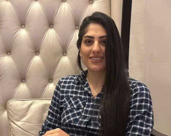 Atefeh Ahmadi, Iranian skier