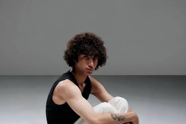 خودداری نیروهای امنیتی از تحویل پیکر امیرحسین حاتمی به خانواده بعد از اعدام