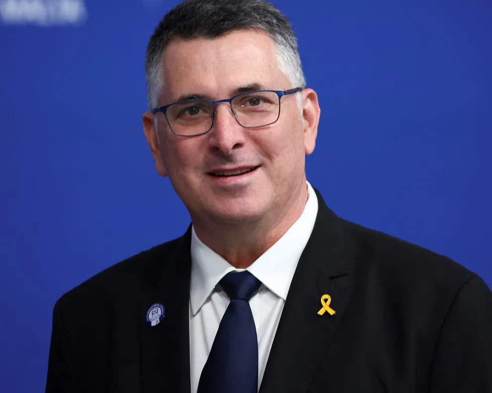 وزير خارجية إسرائيل من كييف: دمرنا النووي الإيراني والطائرات المسيرة التي تستهدف أوكرانيا