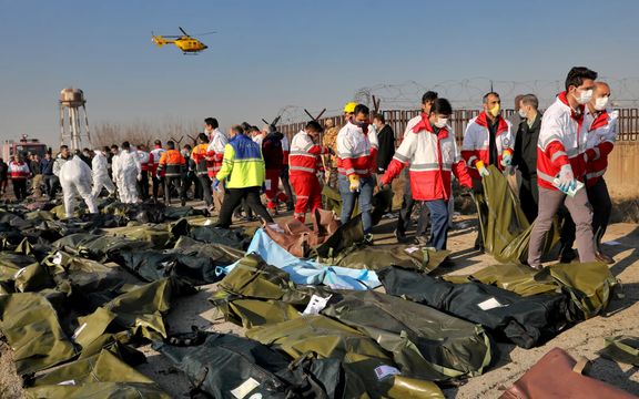 أهالي ضحايا الطائرة الأوكرانية يطالبون بمحاكمة قادة ومرتكبي "مجزرة نوفمبر 2019" في إيران