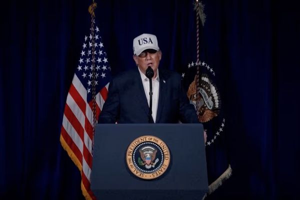 ترامب: قادة عسكريون إيرانيون أجروا آلاف المكالمات لتسليم أنفسهم والحصول على حصانة