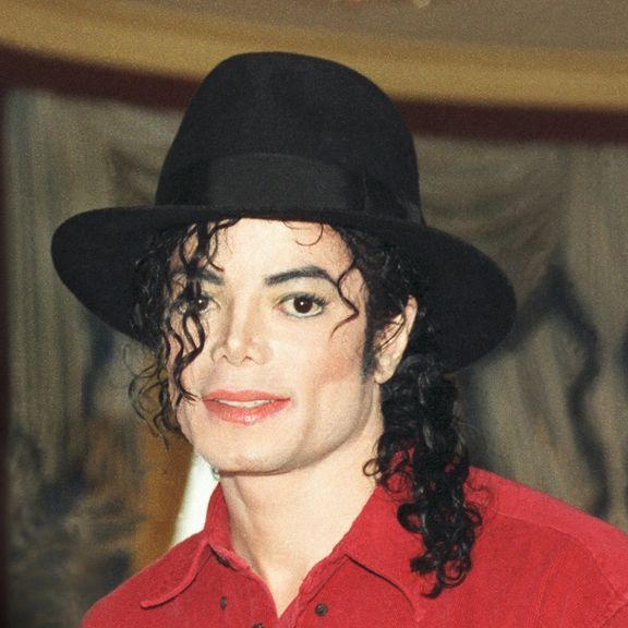 سه آهنگ مایکل جکسون از سایتهای پخش موسیقی حذف شد