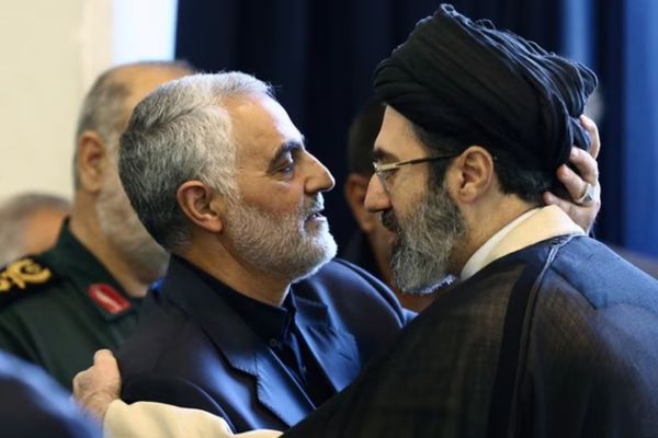 از سایه تا قدرت: مجتبی خامنهای کیست؟