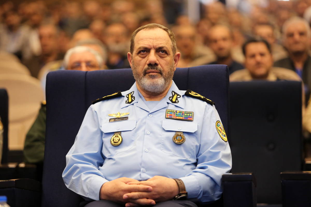 وزیر دفاع جمهوری اسلامی: روز دانشجو، روز مبارزه با استکبار جهانی و آمریکا است