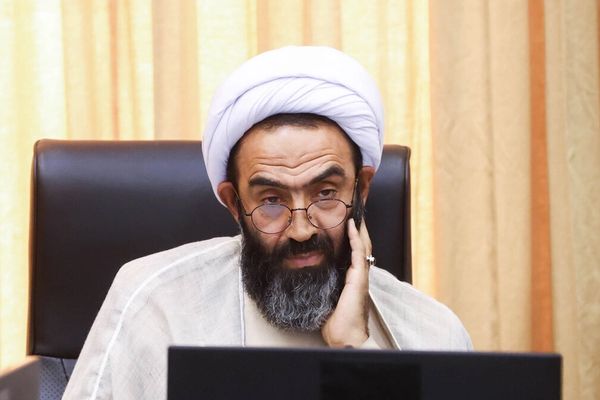 نقدعلی، نماینده خمینیشهر: تنگه هرمز برای ما چیزی مافوق بمب اتم است