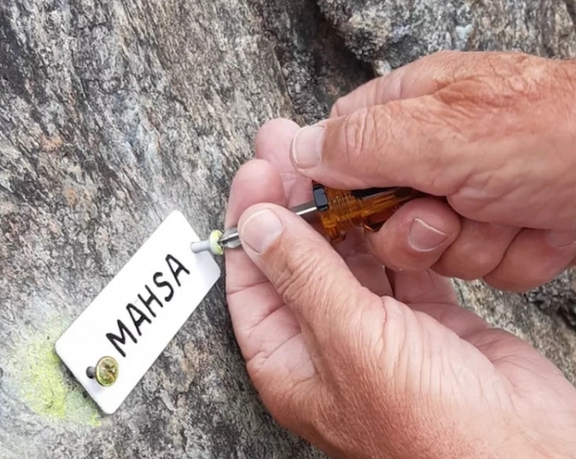 یک مسیر کوهنوردی به نام «مهسا امینی» در ایتالیا