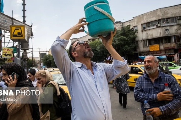 تمديد إغلاق المؤسسات التعليمية والمصرفية والحكومية في نصف محافظات إيران اليوم وغدا