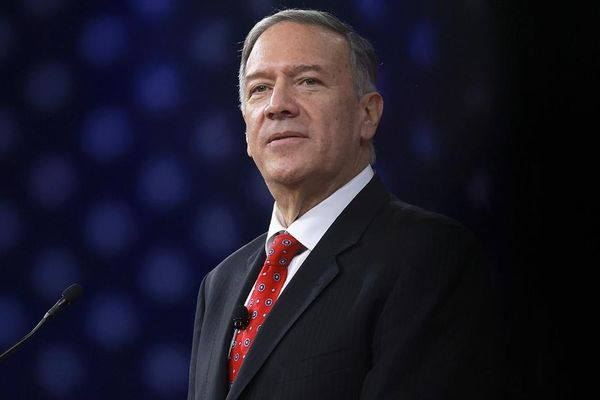 پمپئو درباره اعتراضات ایران: ایرانیان شایسته حکومتیاند که به فکر منافع مردم باشد نه ملاها