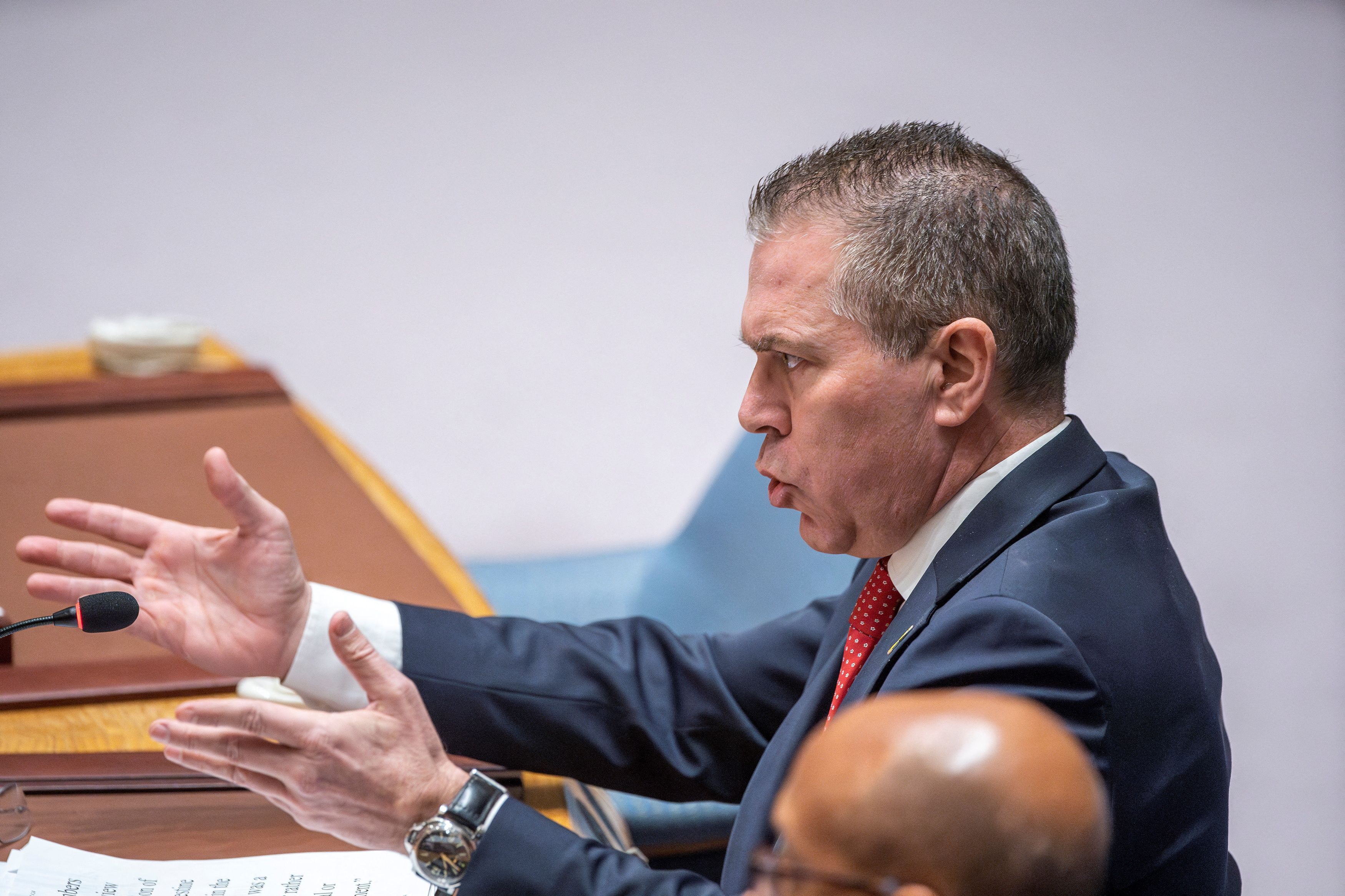 گیلعاد اردان، سفیر اسرائیل در سازمان ملل، در نشست شورای امنیت سازمان ملل (۳۰ فروردین‌ماه)