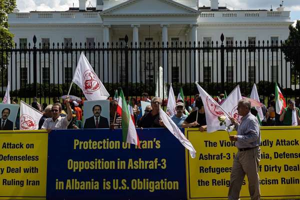 Paris Court Reverses French Police Ban On Iranian MEK Rally