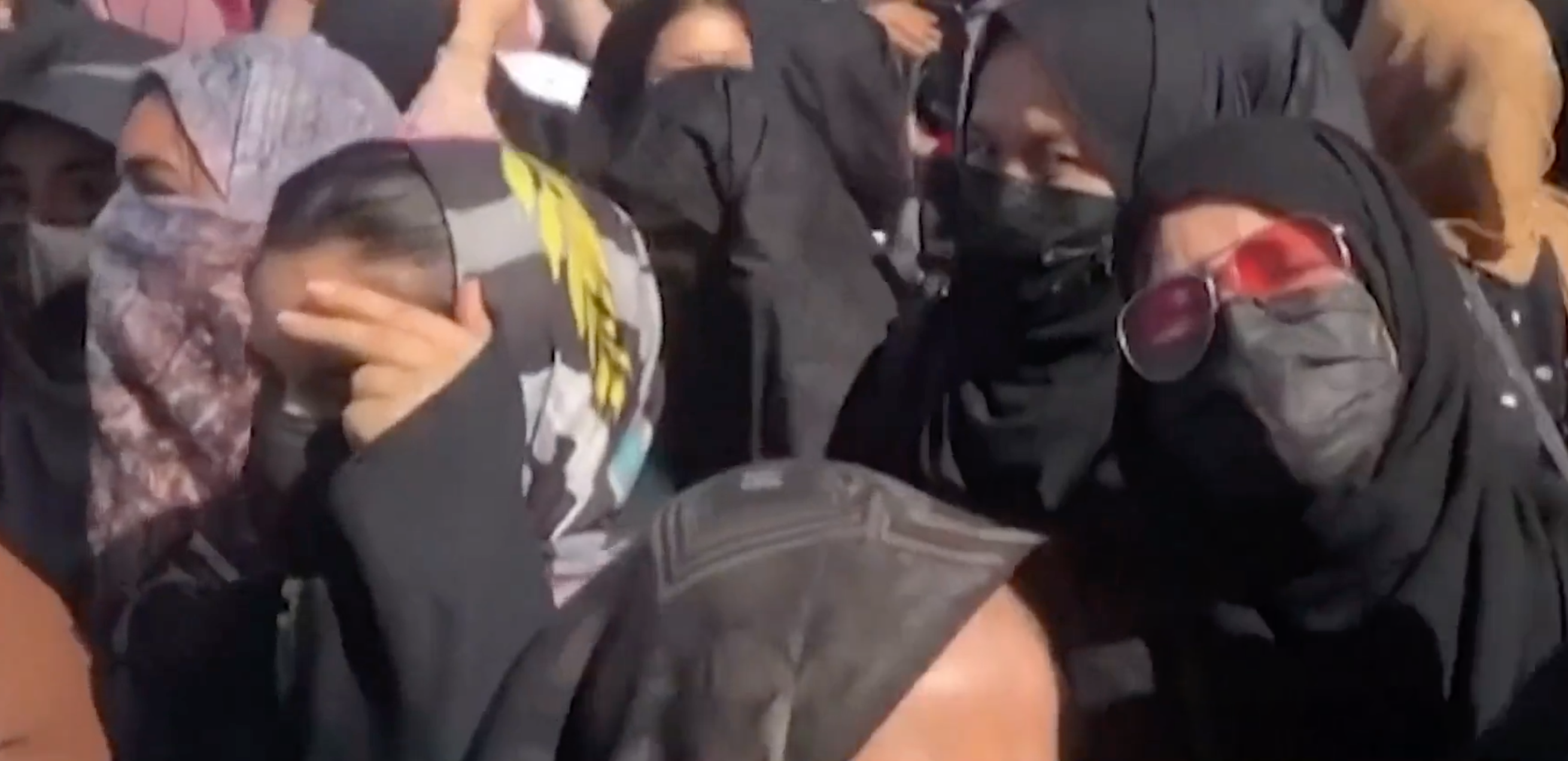 اختصاصی: روایت زنان افغانستانی از شکنجه و آزار جنسی در ایران برای اعتراف اجباری 