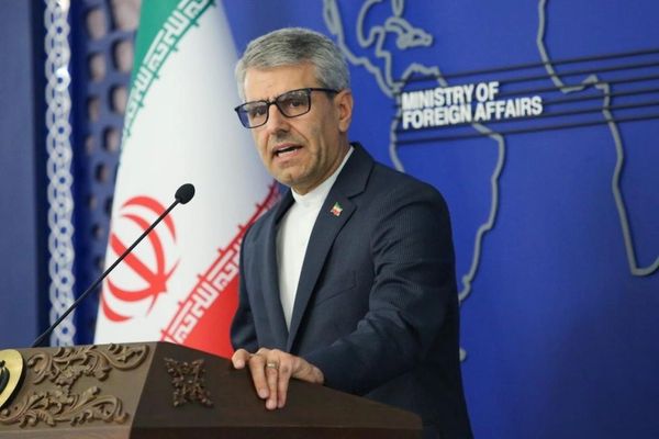 الخارجية الإيرانية: احتمال قيام أميركا بهجوم عسكري "قائم دائمًا"