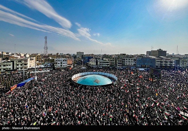 سیاست خیابان؛ تلاش جمهوری اسلامی برای تسخیر فضای عمومی و ذهن شهروند