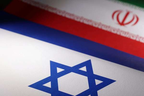 Iran will 'pull the trigger,' warns hardline Tehran newspaper