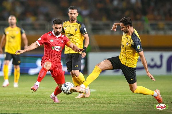 جریمه میلیاردی پرسپولیس و سپاهان به دلیل تخلف در ثبت قرارداد بازیکنان