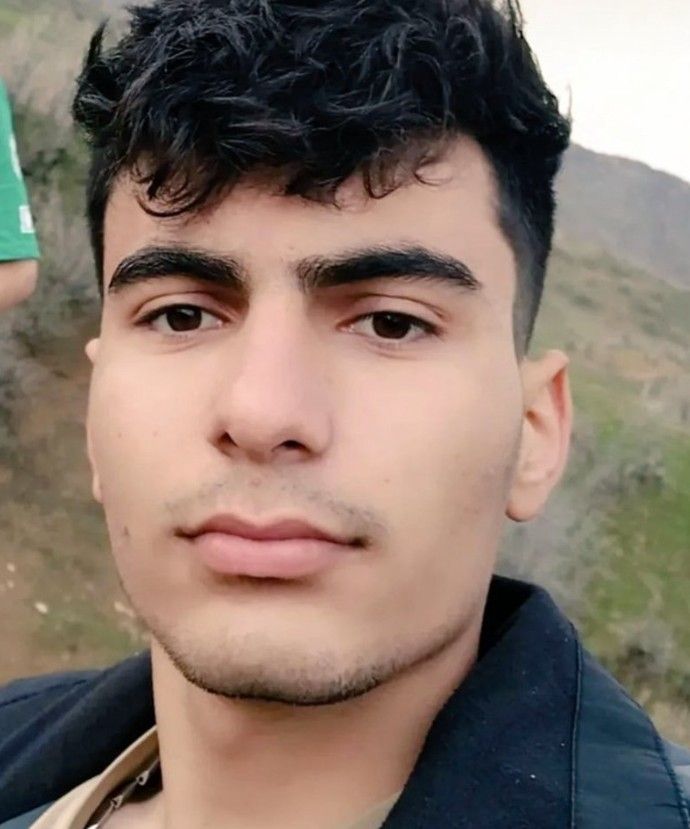  امیرحسام خدایاری‌فرد، معترض ۲۲ ساله با تیراندازی مستقیم نیروهای امنیتی در کوهدشت جان‌باخت