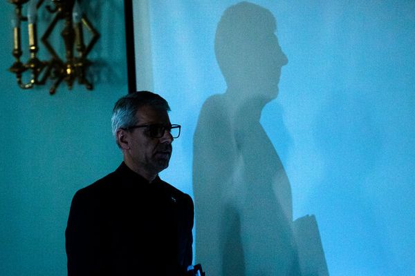 بقائي يُكذّب متحدثة الحكومة..تصريحات متناقضة للمسؤولين الإيرانيين بشأن المفاوضات مع أميركا