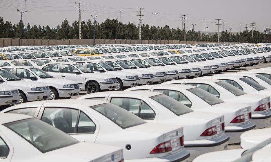 افزایش مکرر قیمت خودروهای داخلی و شدت گرفتن انتقادها از خودروسازان