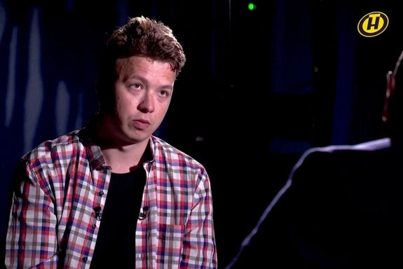 بریتانیا و آلمان پخش اعترافات تلویزیونی روزنامهنگار زندانی در بلاروس را محکوم کردند