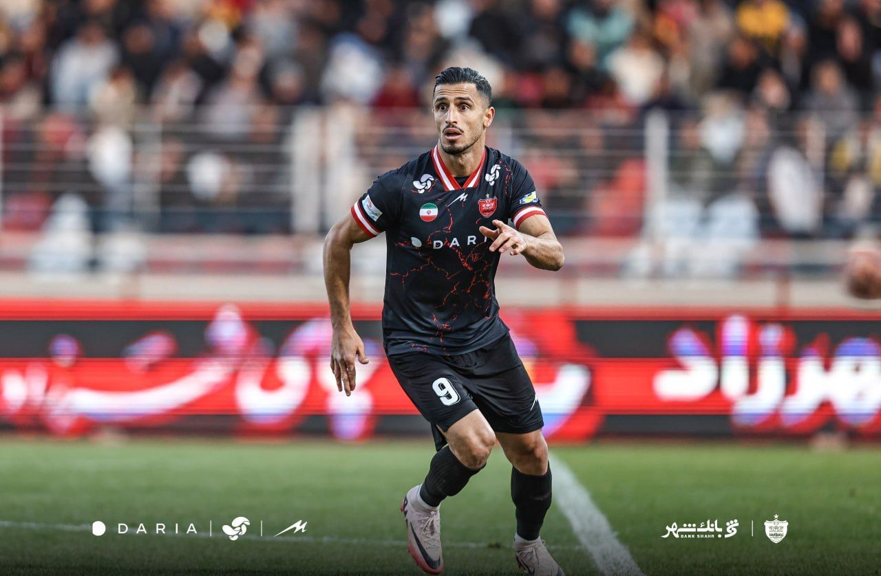 ادعای خبرگزاری فارس؛ علی علیپور یک میلیون دلار برای تمدید از پرسپولیس می‌خواهد