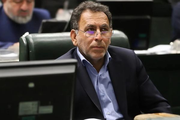 عضو کمیسیون انرژی مجلس: افزایش قیمت بنزین مانند سال ۹۸، تبعات اجتماعی دارد