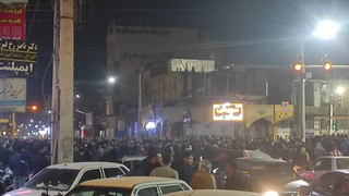 دزفول را به خون کشیدند؛ ما ایستادیم و شعار دادیم، آنها شلیک کردند و کشتند