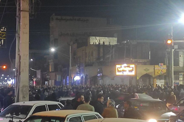 دزفول را به خون کشیدند؛ ما ایستادیم و شعار دادیم، آنها شلیک کردند و کشتند