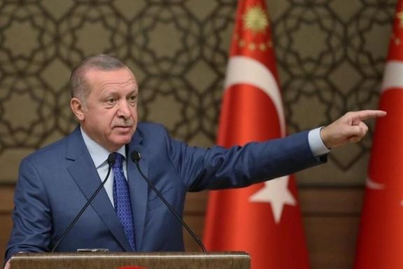 اردوغان: به وزارت خارجه دستور دادم سفیران ۱۰ کشور بهعنوان عنصر نامطلوب معرفی شوند