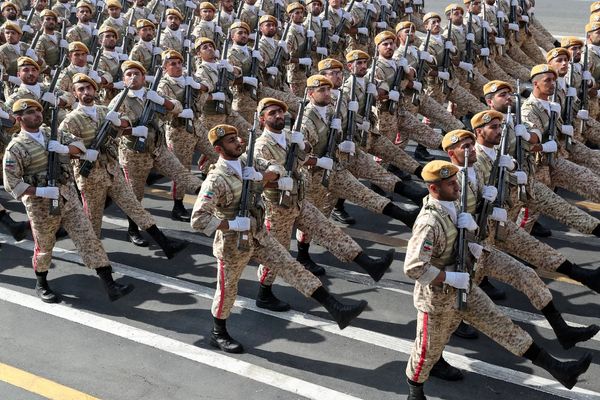 هراس از نافرمانی در پادگانها؛ چرا امروز لحظه تعیینکننده ارتش ایران است