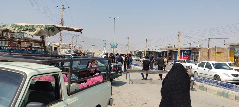 اهالی باغملک در استان خوزستان به قطع مکرر برق در اوج گرمای تابستان اعتراض کردند