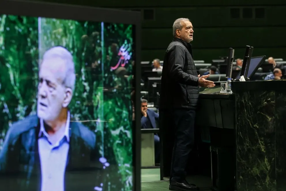 Iran's President Masoud Pezeshkian speaks during economy minister's impeachment in parliament on March 2, 2025.
