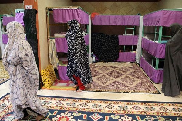ستاد دیه: ۷۴۷ زن بهدلیل ضمانت همسر یا بدهی مالی در زندان هستند