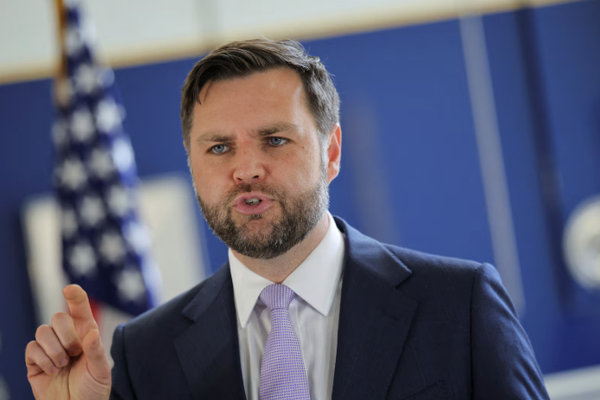 جیدی ونس: در ایران رهبر تصمیم گیرنده است و رییسجمهور هیچ کاره است