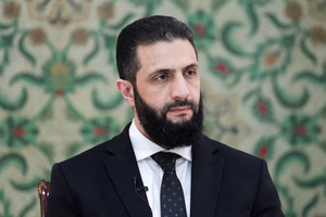 الشرع: برای توافق امنیتی با اسرائیل تلاش میکنیم، اما مداخله در لبنان منتفی است