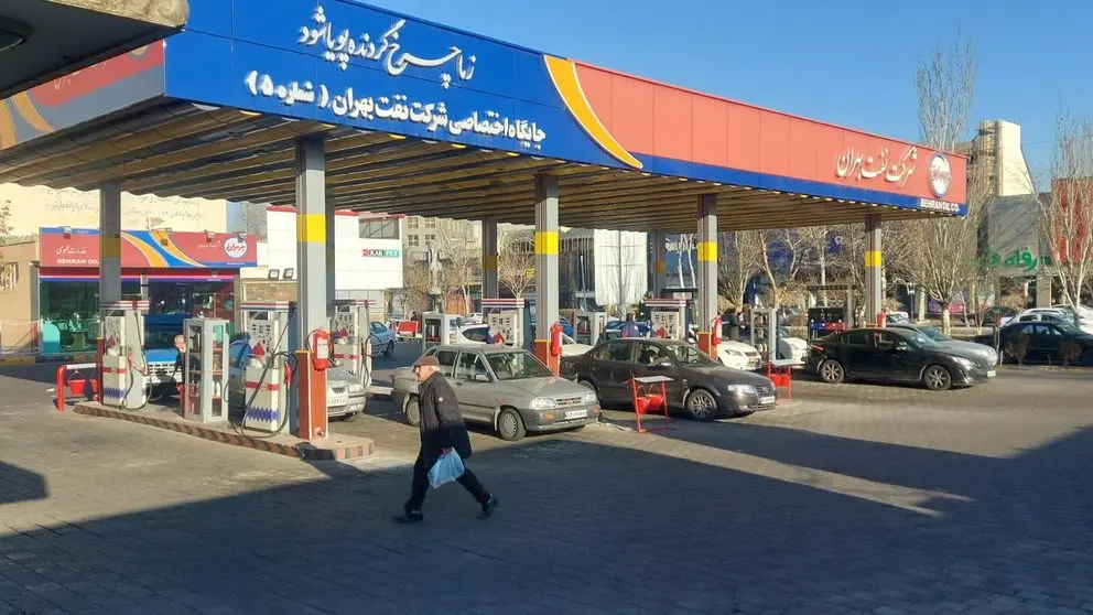Iran set to slash fuel subsidies in sensitive move 