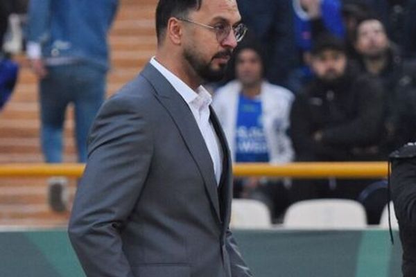 مهدی پاشازاده سرمربی نفت مسجدسلیمان شد