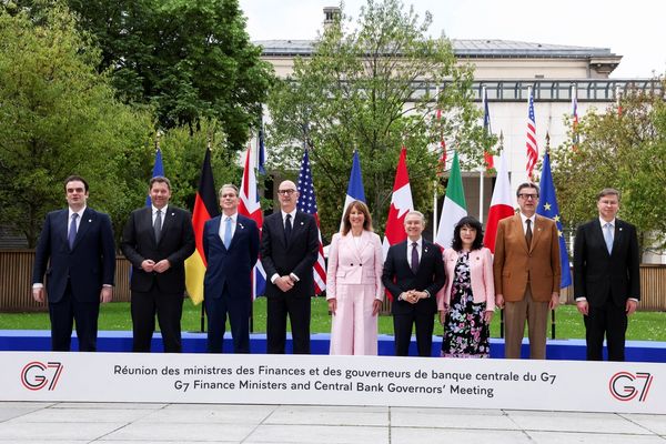 وزیران دارایی گروه ۷ بر ضرورت بازگشایی تنگه هرمز تاکید کردند