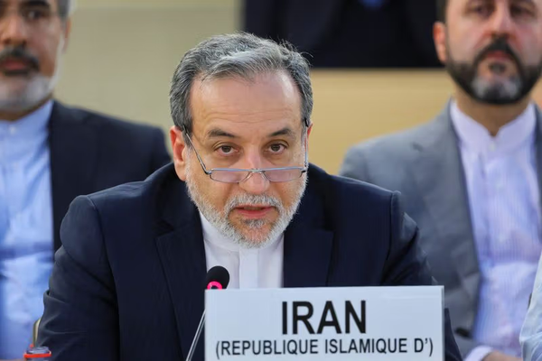 Araghchi calls Israel a threat to Islamic countries in pan-Arab daily op-ed
