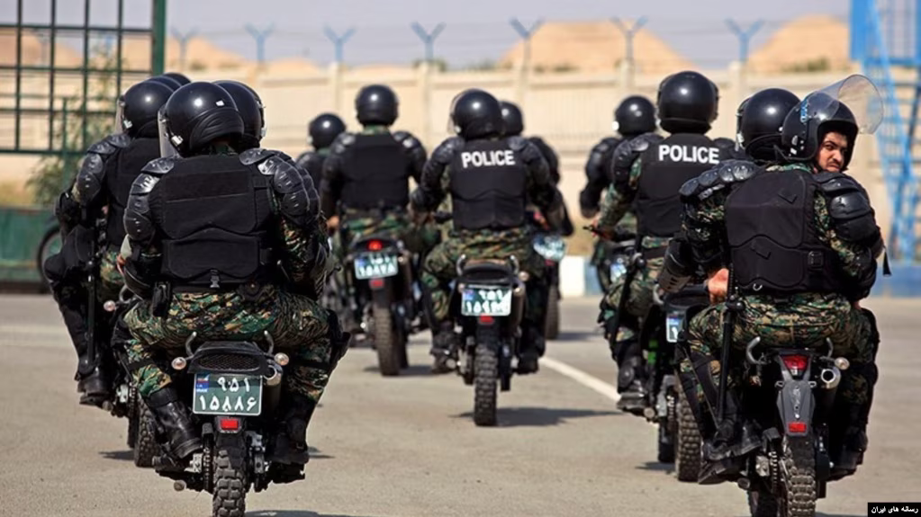 الشرطة الإيرانية ترفع جهوزية أسطول الدراجات النارية.. ومعارضون: لمواجهة الاحتجاجات الشعبية