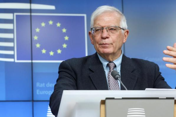 EU Confirms Identity Of Its Diplomat Held In Iran For 500 Days