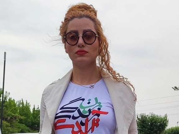 بتهم مثيرة للجدل.. الحكم بسجن وجَلد سجينة سياسية سابقة في إيران