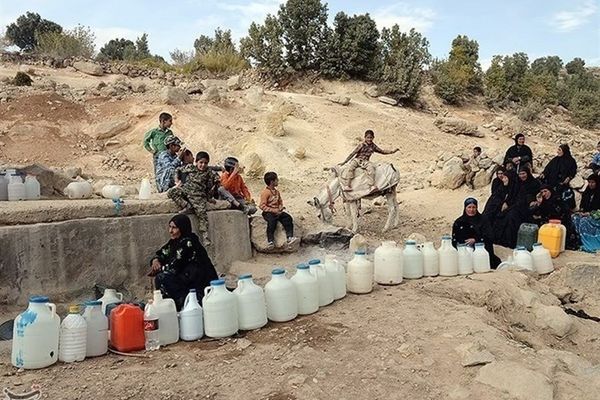 برلماني إيراني: السلطات اعتادت سماع "صرخات أهالي بلوشستان العطشى"