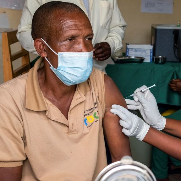 بلومبرگ: کارشناسان میگویند اگر آفریقا واکسینه نشود به منبع تولید ویروسهای جهشیافته تبدیل خواهد شد